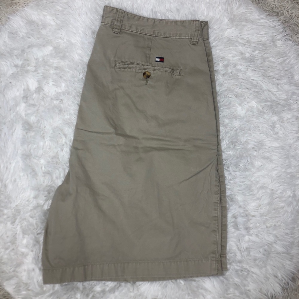 Tommy Hilfiger Khaki Mens Shorts 36